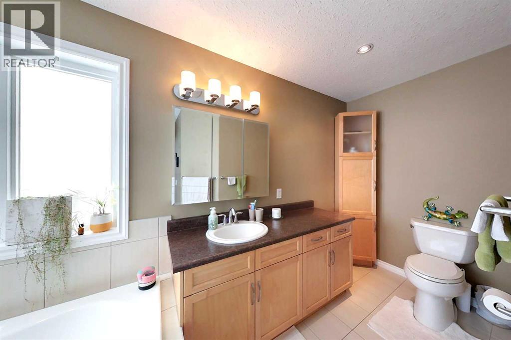 725 10 Street Se, Slave Lake, Alberta T0G 2A3 - Photo 21 - A2293347