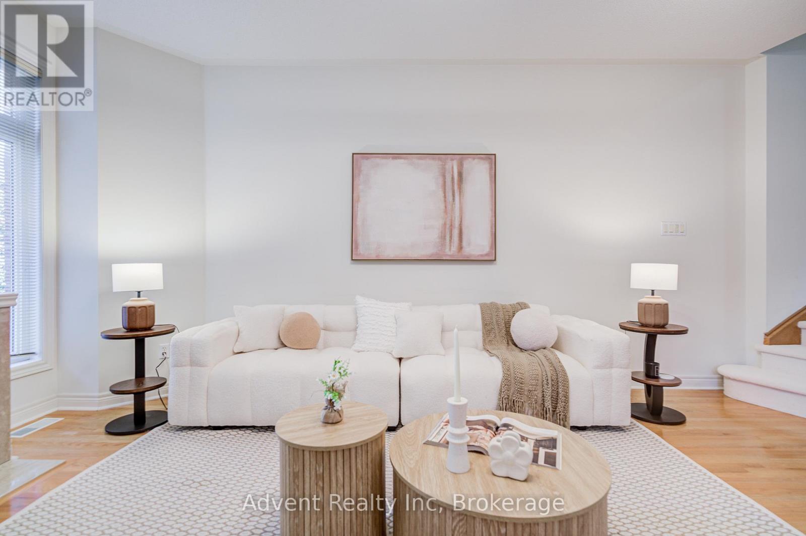 147 Frank Endean Road, Richmond Hill, Ontario  L4S 1S7 - Photo 4 - N12910872