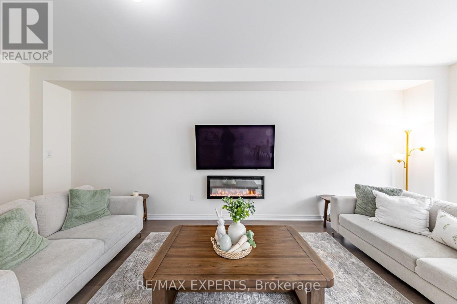 90 Singhampton Road, Vaughan, Ontario  L4H 5J6 - Photo 11 - N12910920