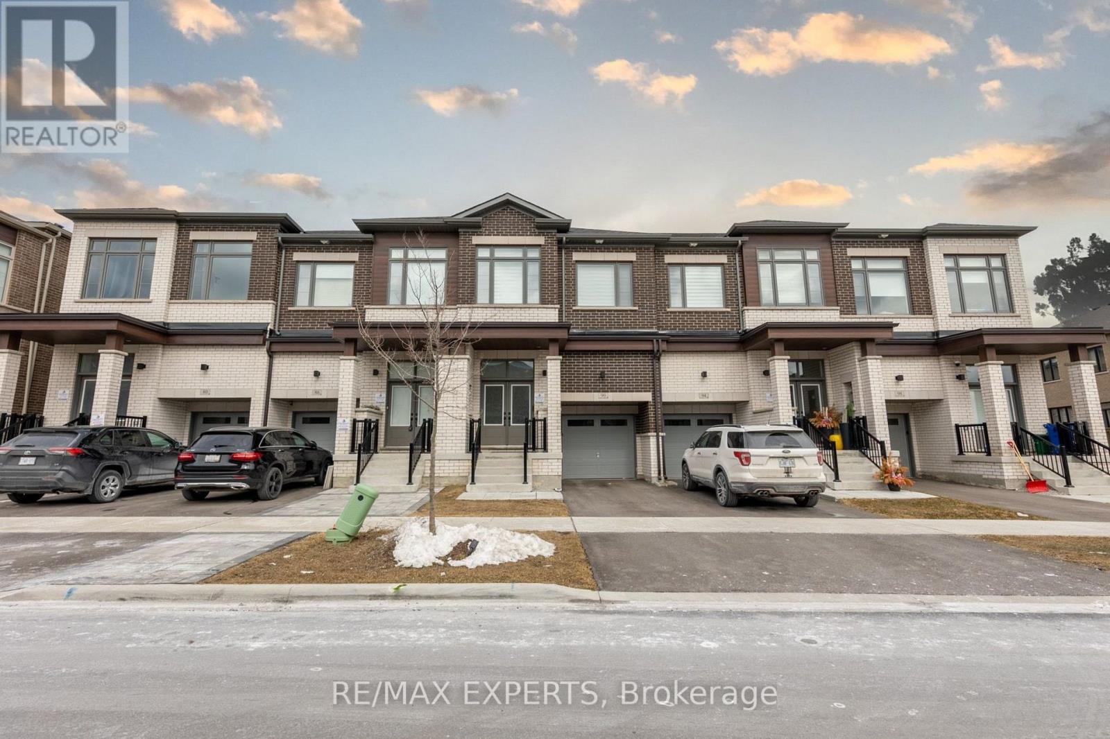 90 Singhampton Road, Vaughan, Ontario  L4H 5J6 - Photo 2 - N12910920
