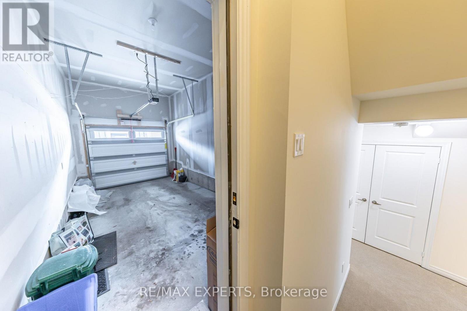 90 Singhampton Road, Vaughan, Ontario  L4H 5J6 - Photo 49 - N12910920