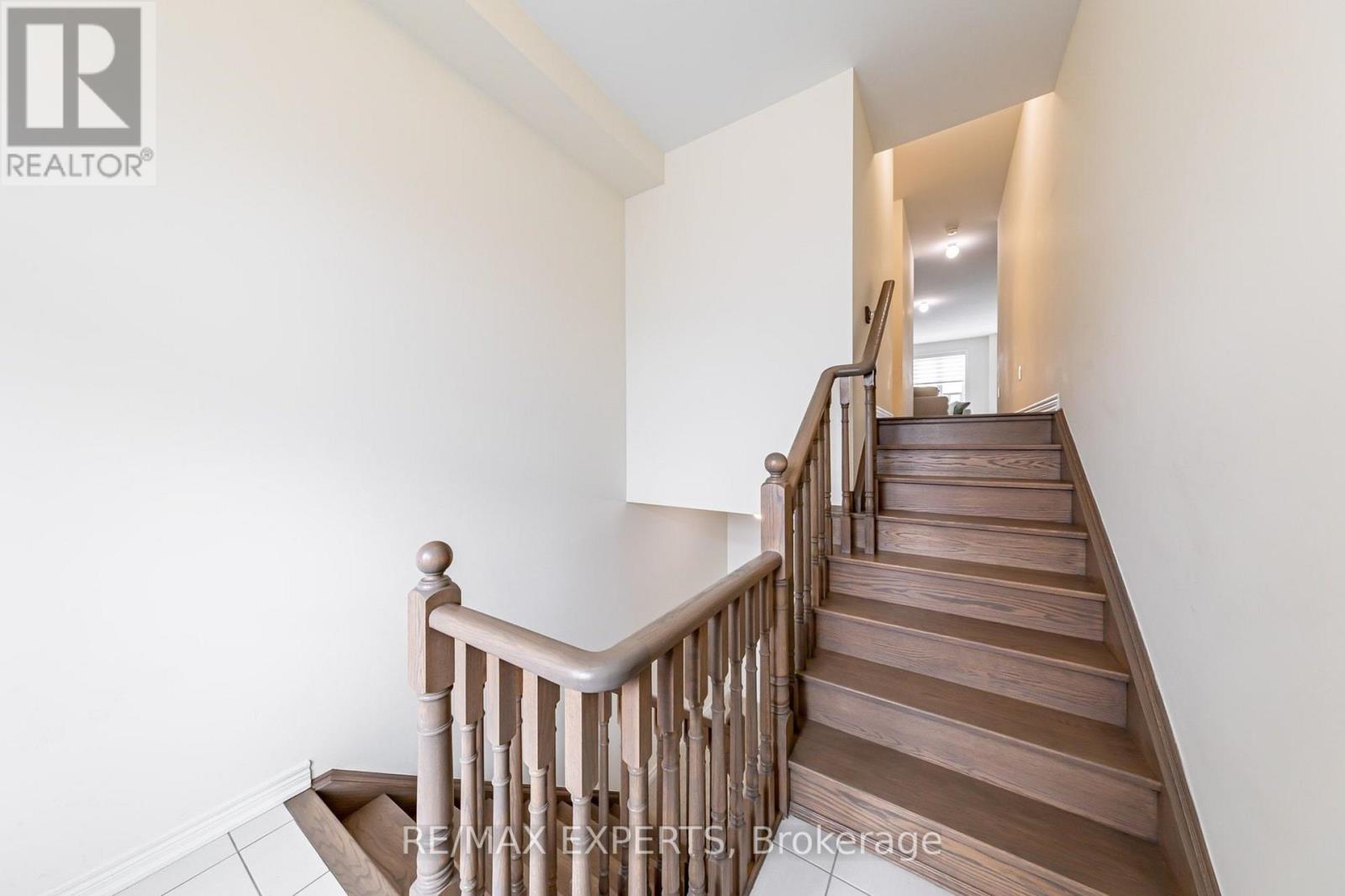 90 Singhampton Road, Vaughan, Ontario  L4H 5J6 - Photo 6 - N12910920
