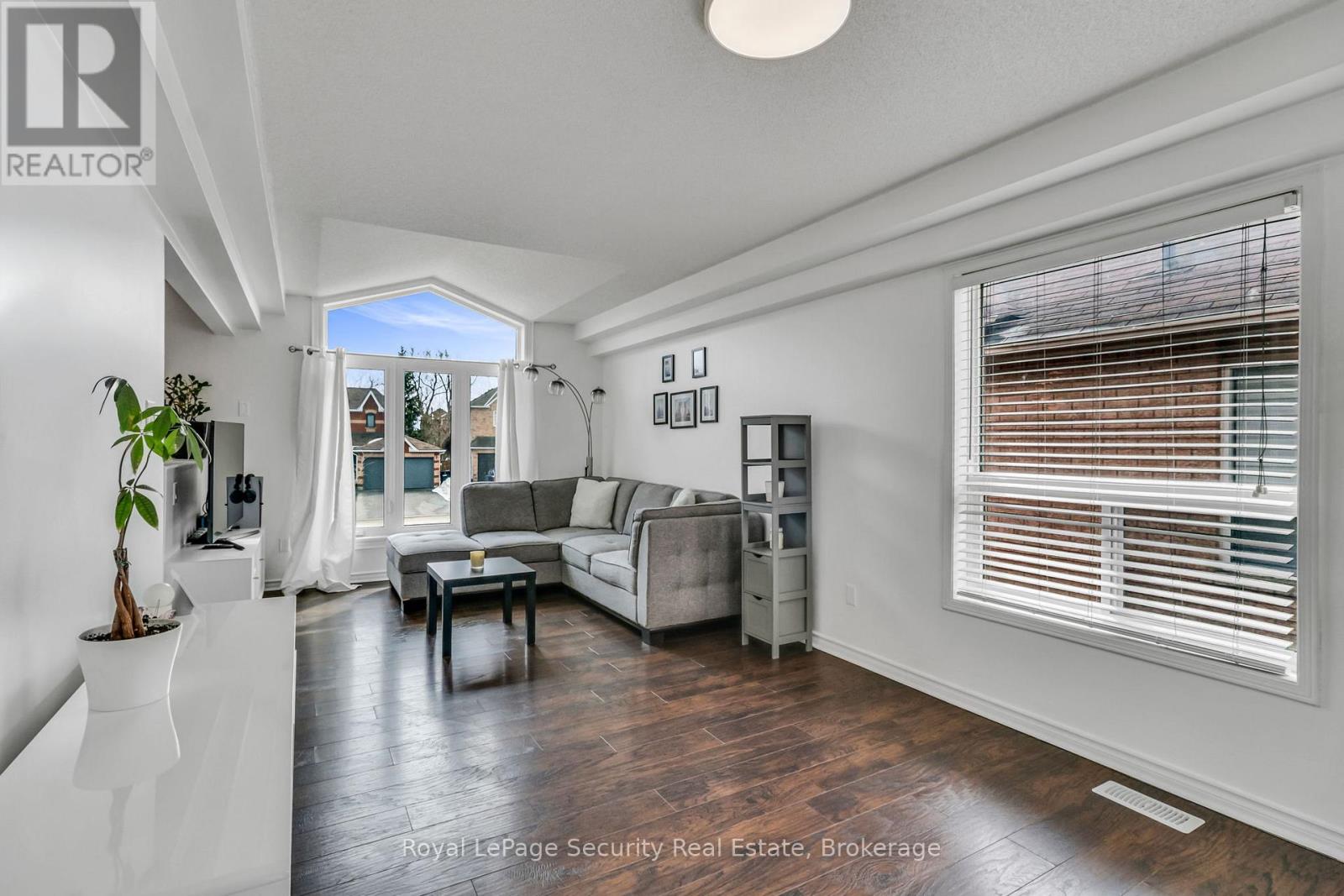 1280 Forest Street, Innisfil, Ontario  L9S 1Z6 - Photo 11 - N12910934