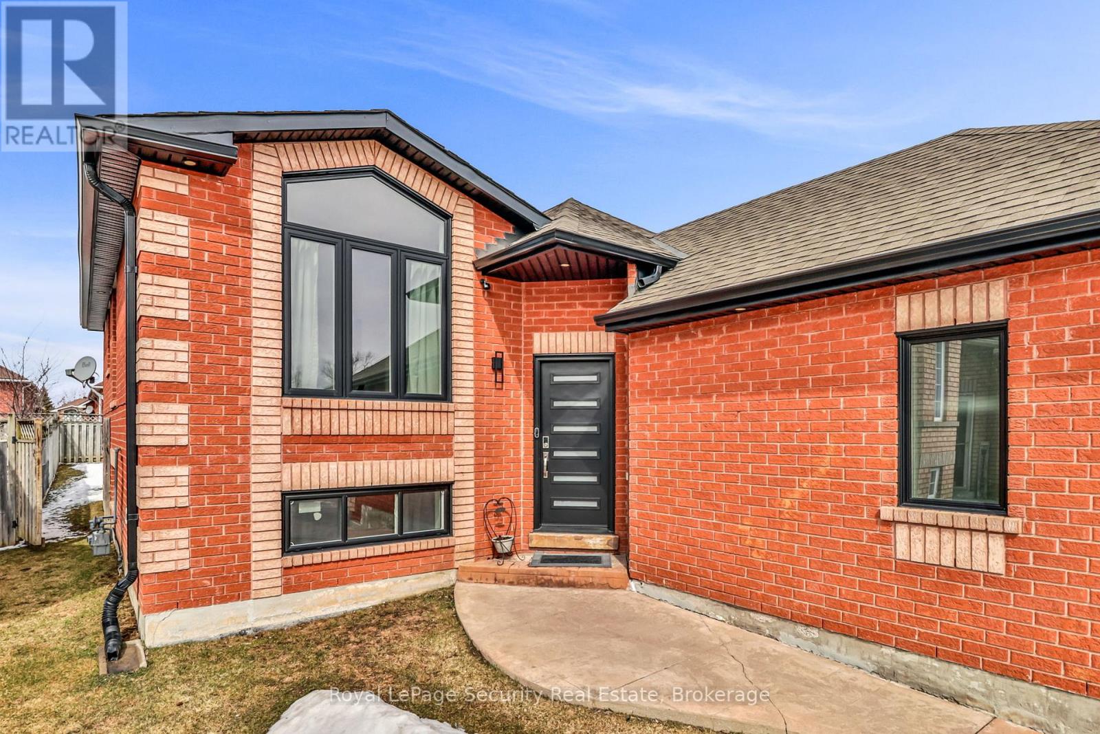 1280 Forest Street, Innisfil, Ontario  L9S 1Z6 - Photo 4 - N12910934