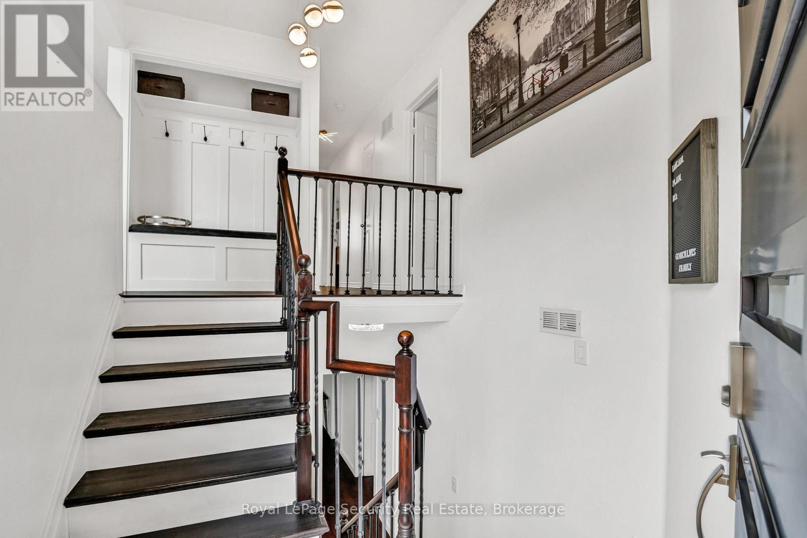 1280 Forest Street, Innisfil, Ontario  L9S 1Z6 - Photo 5 - N12910934