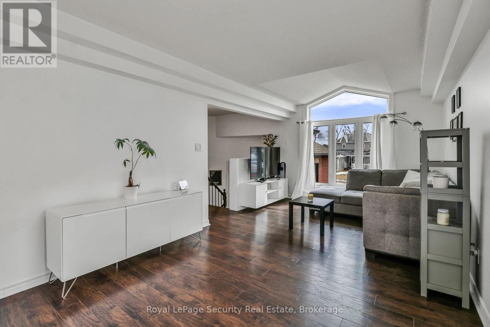 1280 Forest Street, Innisfil, Ontario  L9S 1Z6 - Photo 9 - N12910934