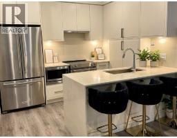 405 700 CLARKE ROAD, Coquitlam, British Columbia