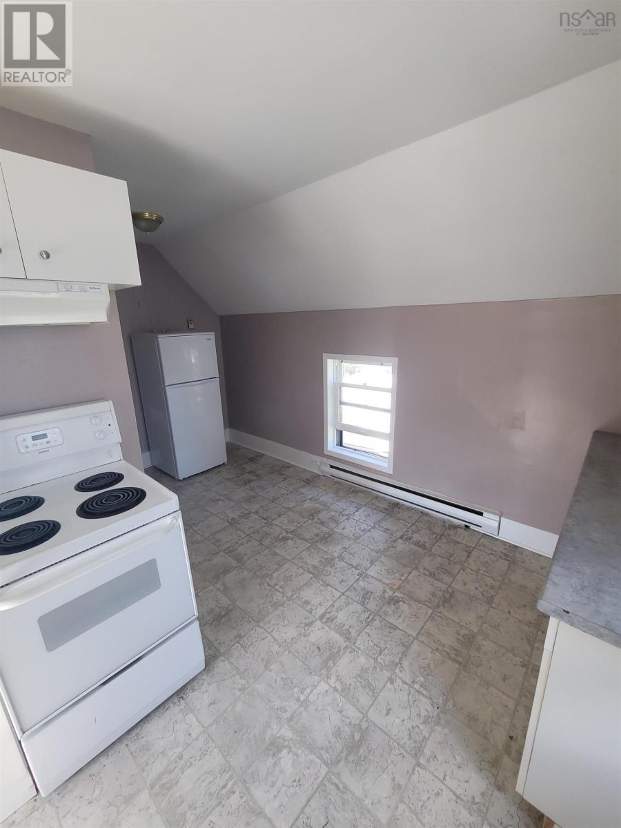 161 Dorchester Street, Sydney, Nova Scotia  B1P 5Z7 - Photo 12 - 202605230