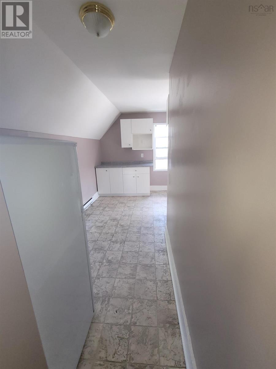 161 Dorchester Street, Sydney, Nova Scotia  B1P 5Z7 - Photo 14 - 202605230