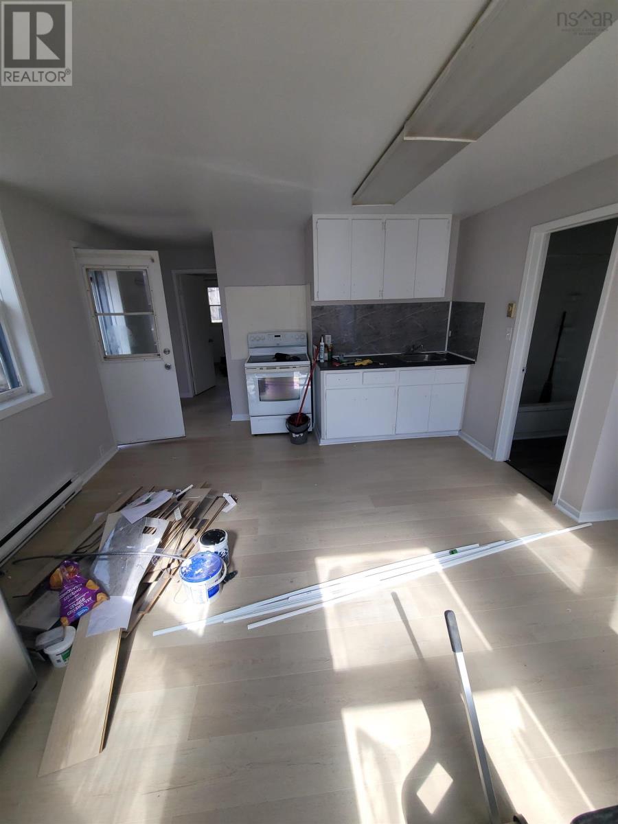 161 Dorchester Street, Sydney, Nova Scotia  B1P 5Z7 - Photo 3 - 202605230