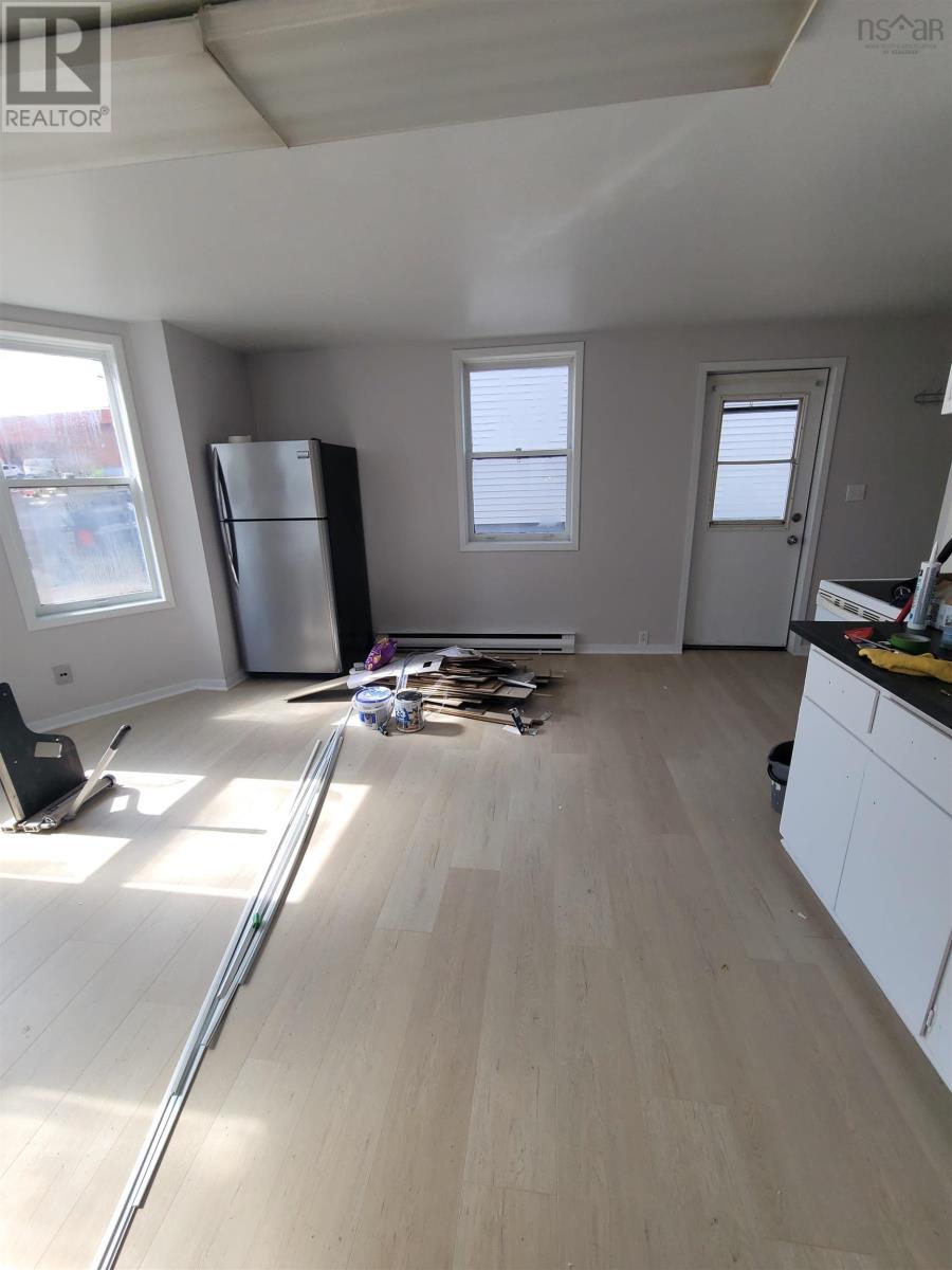 161 Dorchester Street, Sydney, Nova Scotia  B1P 5Z7 - Photo 5 - 202605230