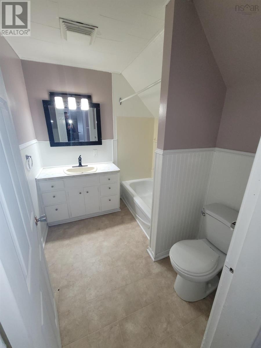 161 Dorchester Street, Sydney, Nova Scotia  B1P 5Z7 - Photo 19 - 202605230