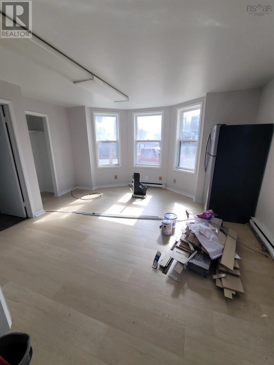 161 Dorchester Street, Sydney, Nova Scotia  B1P 5Z7 - Photo 4 - 202605230