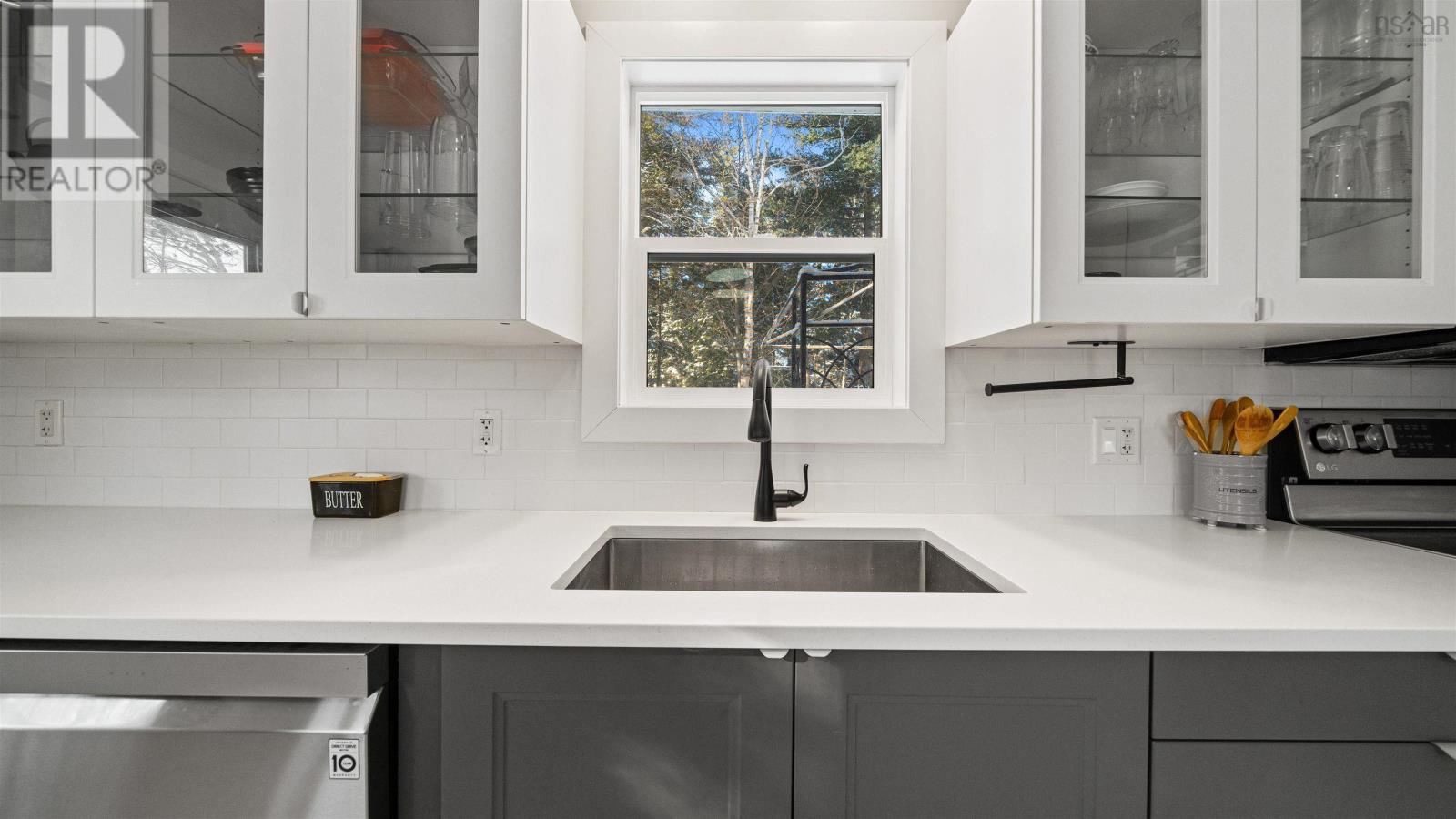 10 Sucker Brook Road, Lower Sackville, Nova Scotia  B4C 4E7 - Photo 6 - 202601806