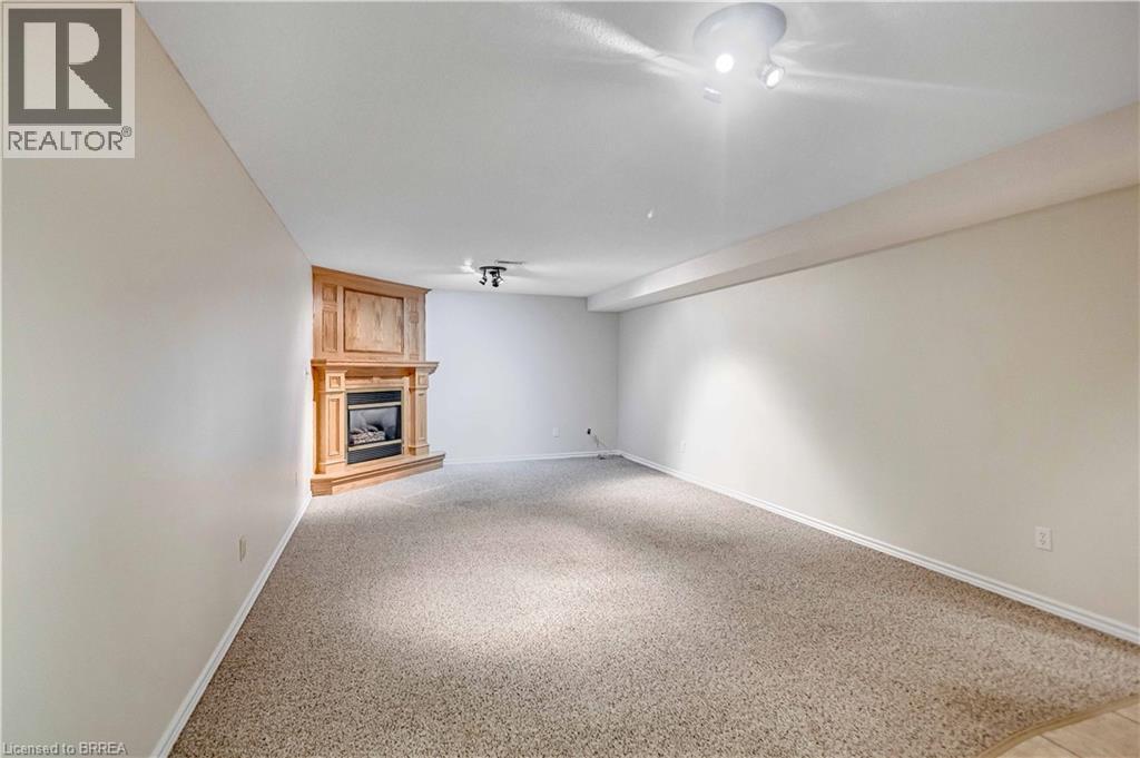 20 Courtland Drive Unit# 14, Brantford, Ontario  N3R 7Y2 - Photo 24 - 40795781