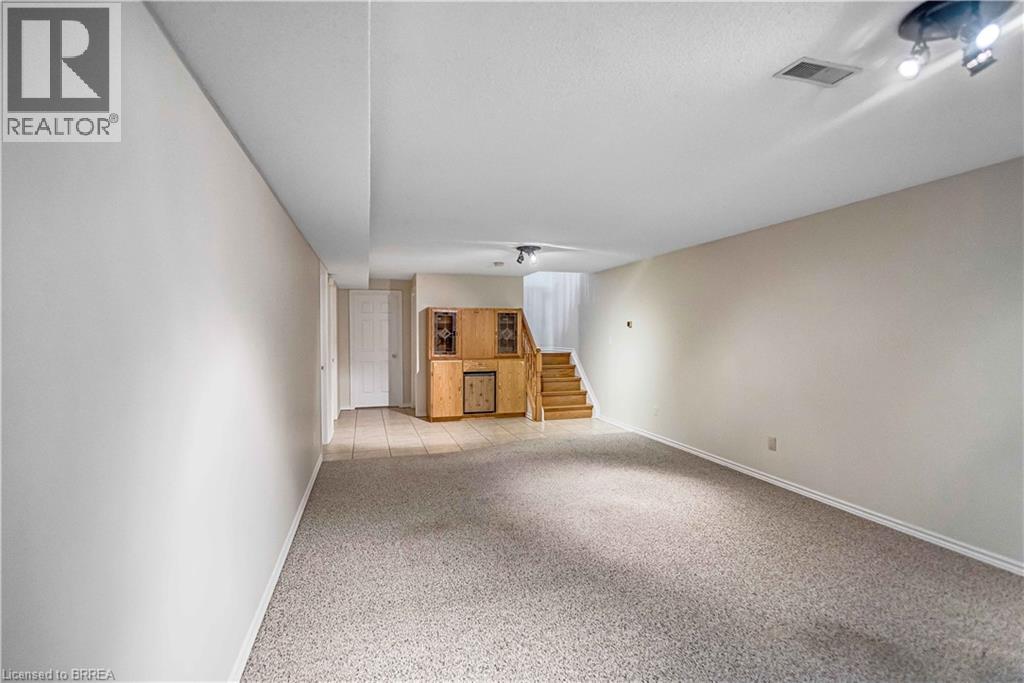 20 Courtland Drive Unit# 14, Brantford, Ontario  N3R 7Y2 - Photo 26 - 40795781