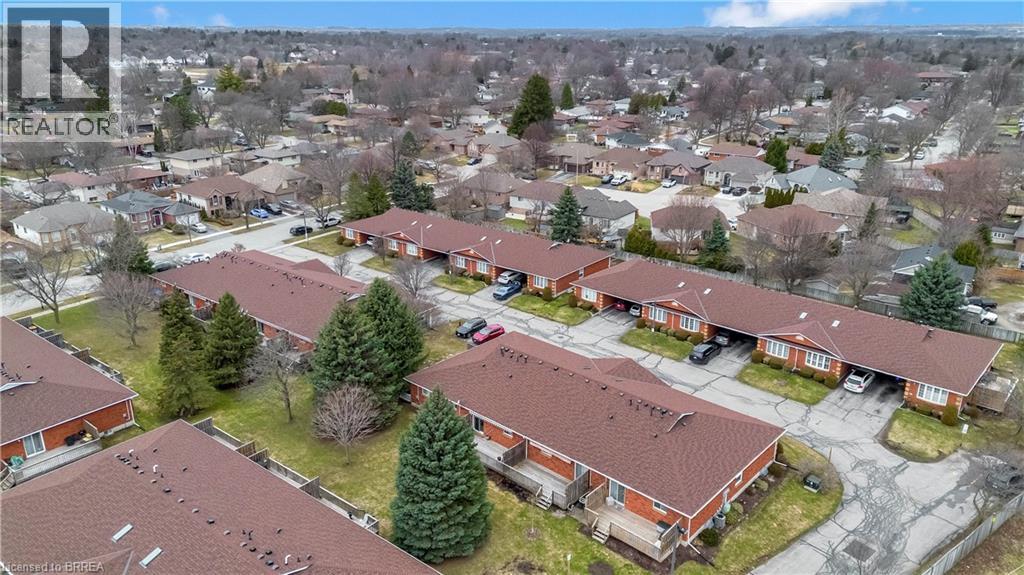 20 Courtland Drive Unit# 14, Brantford, Ontario  N3R 7Y2 - Photo 39 - 40795781