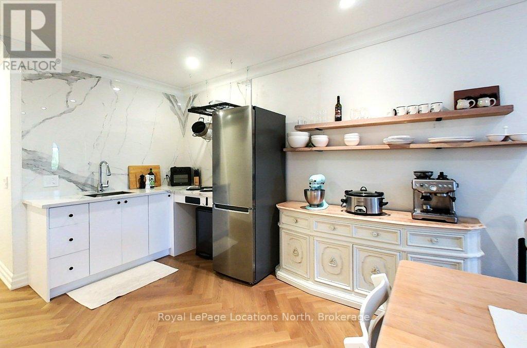 8 Sykes Street N, Meaford, Ontario  N4L 1V6 - Photo 17 - X12362812