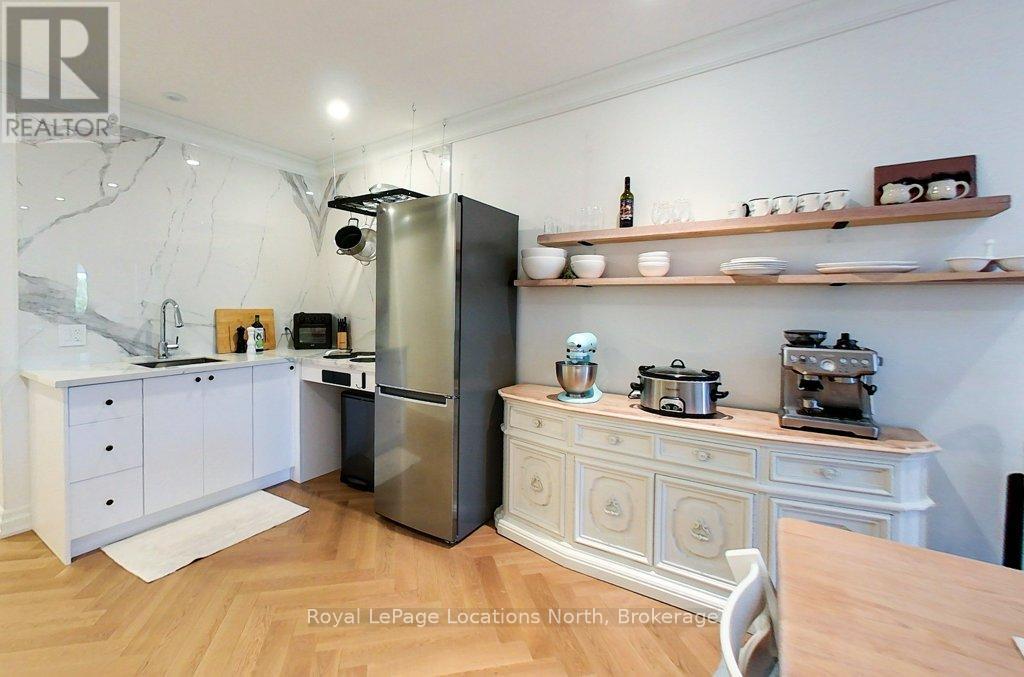 8 Sykes Street N, Meaford, Ontario  N4L 1V6 - Photo 25 - X12362812