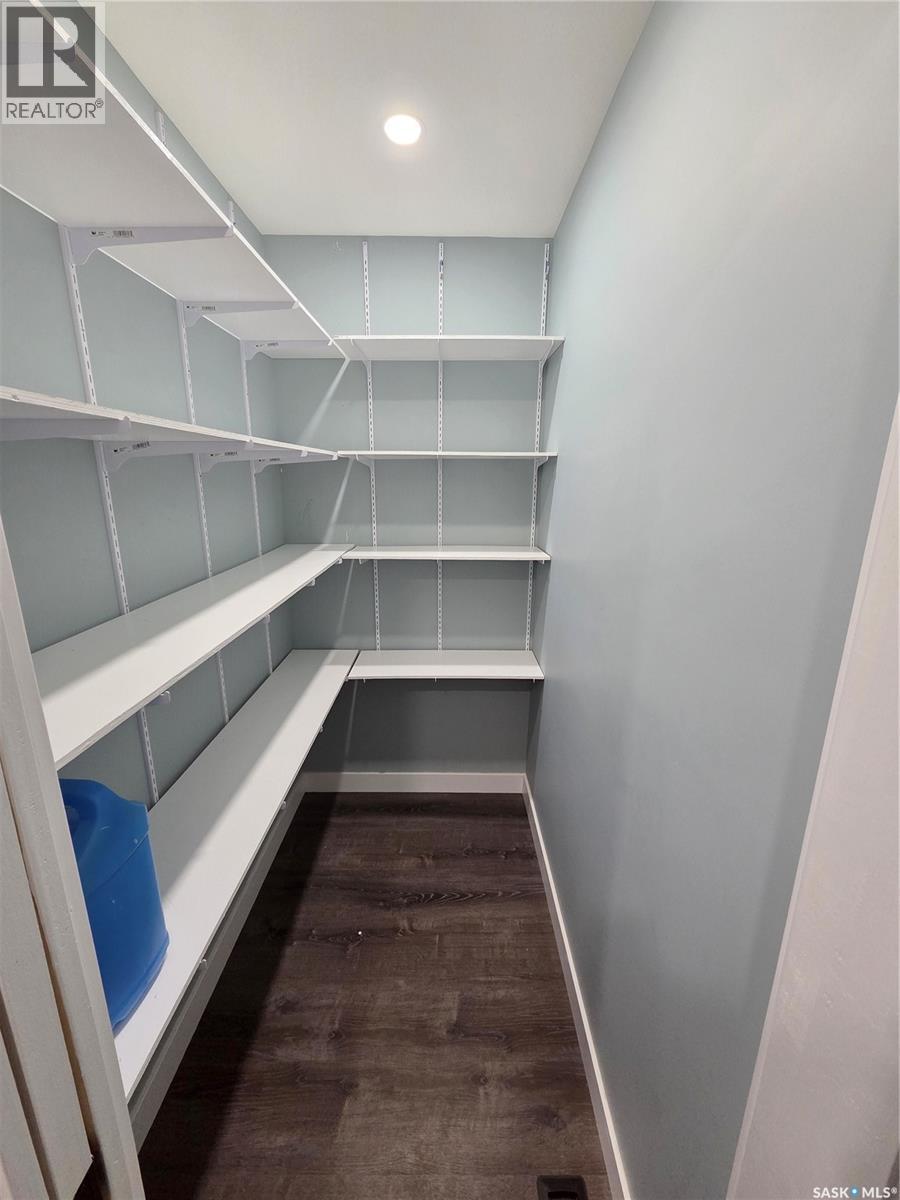 621 Mccall Street, Oxbow, Saskatchewan  S0C 2B0 - Photo 16 - SK031028