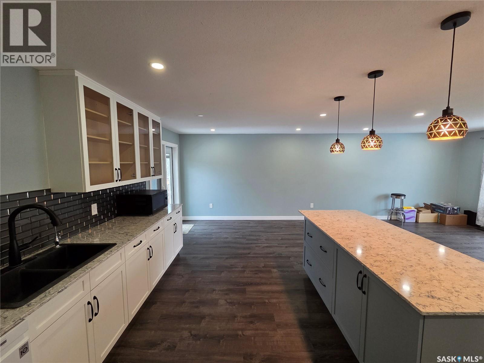 621 Mccall Street, Oxbow, Saskatchewan  S0C 2B0 - Photo 23 - SK031028