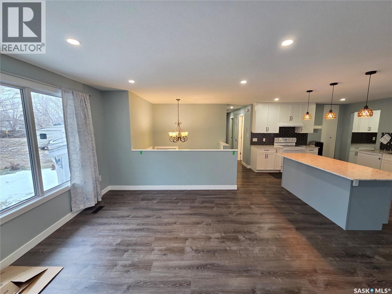 621 Mccall Street, Oxbow, Saskatchewan  S0C 2B0 - Photo 29 - SK031028