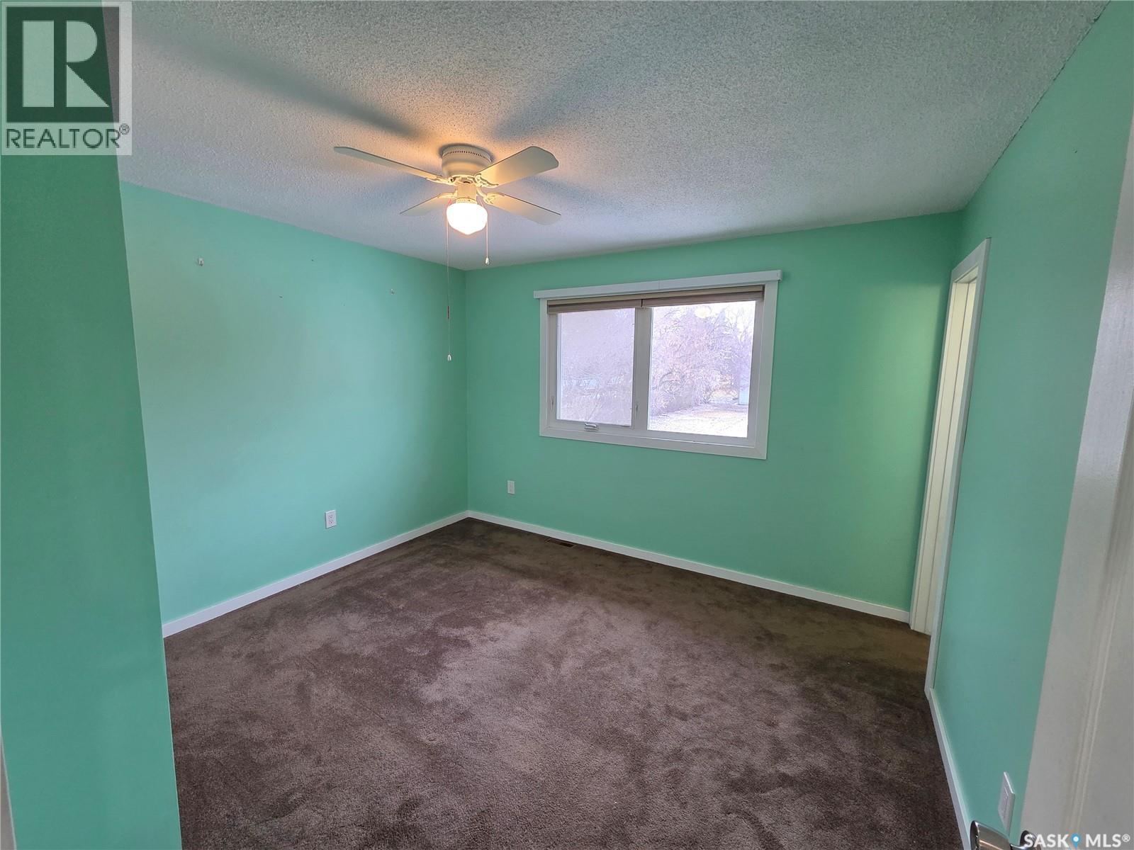 621 Mccall Street, Oxbow, Saskatchewan  S0C 2B0 - Photo 36 - SK031028