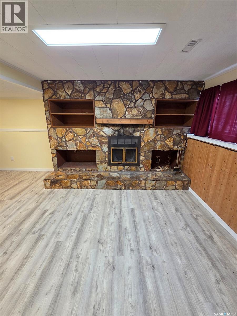 621 Mccall Street, Oxbow, Saskatchewan  S0C 2B0 - Photo 42 - SK031028