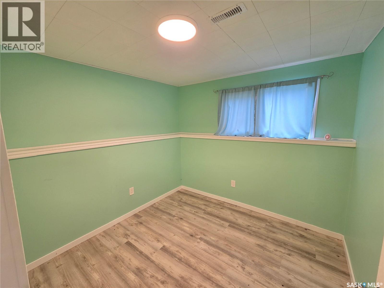 621 Mccall Street, Oxbow, Saskatchewan  S0C 2B0 - Photo 49 - SK031028