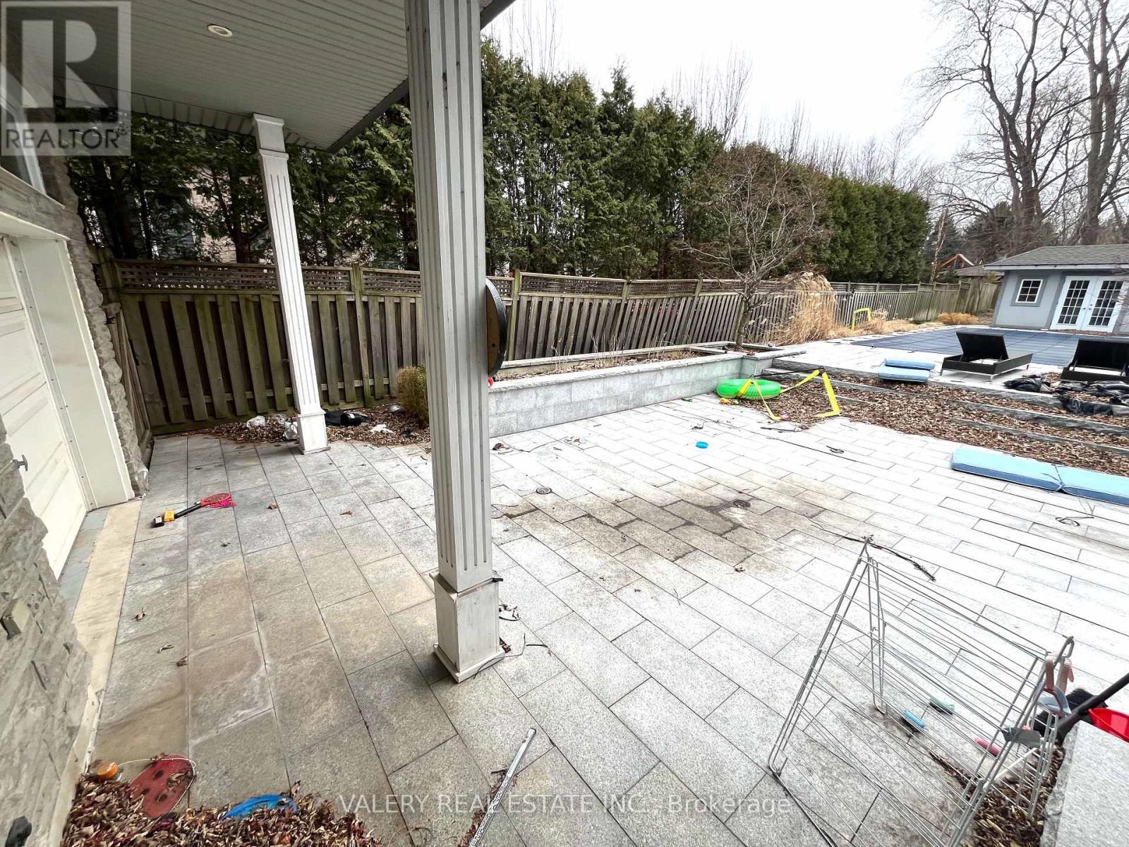 32 Belvedere Drive, Oakville, Ontario  L6L 4B6 - Photo 12 - W12910836