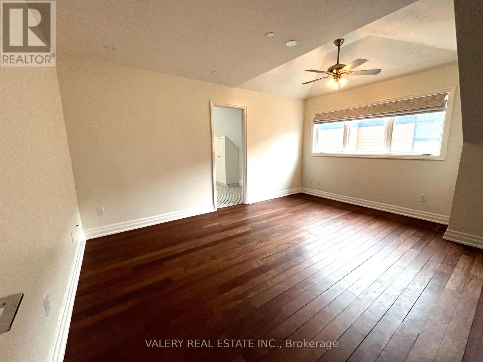 32 Belvedere Drive, Oakville, Ontario  L6L 4B6 - Photo 18 - W12910836