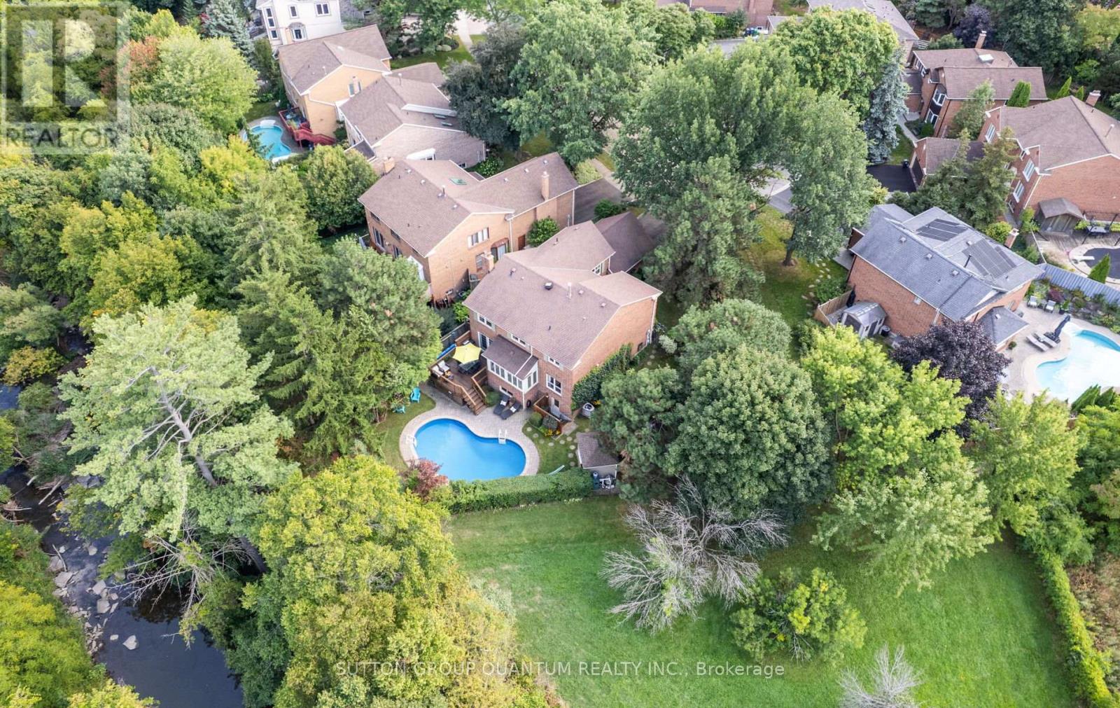 4008 Powderhorn Court, Mississauga, Ontario  L5L 3C4 - Photo 49 - W12910880