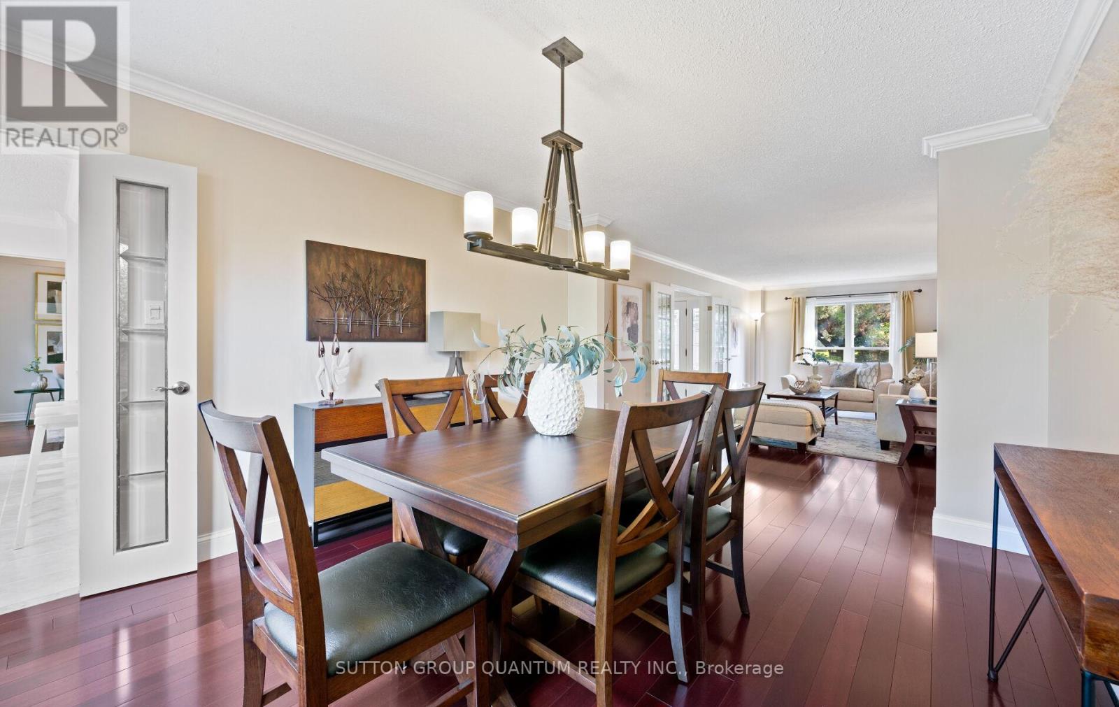 4008 Powderhorn Court, Mississauga, Ontario  L5L 3C4 - Photo 9 - W12910880