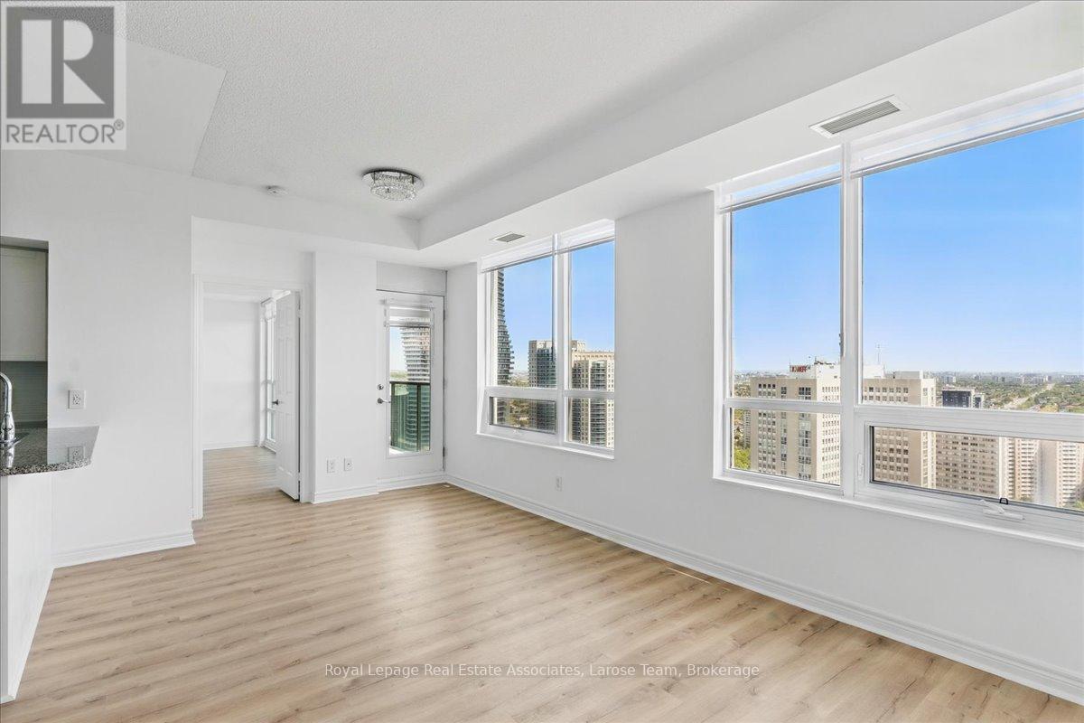 3701 - 208 Enfield Place, Mississauga, Ontario  L5B 0G8 - Photo 13 - W12910916