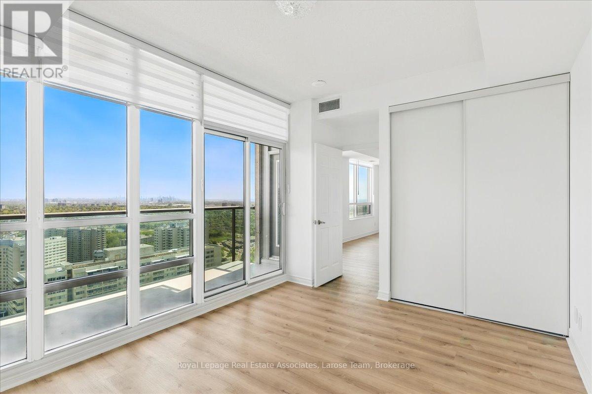 3701 - 208 Enfield Place, Mississauga, Ontario  L5B 0G8 - Photo 18 - W12910916