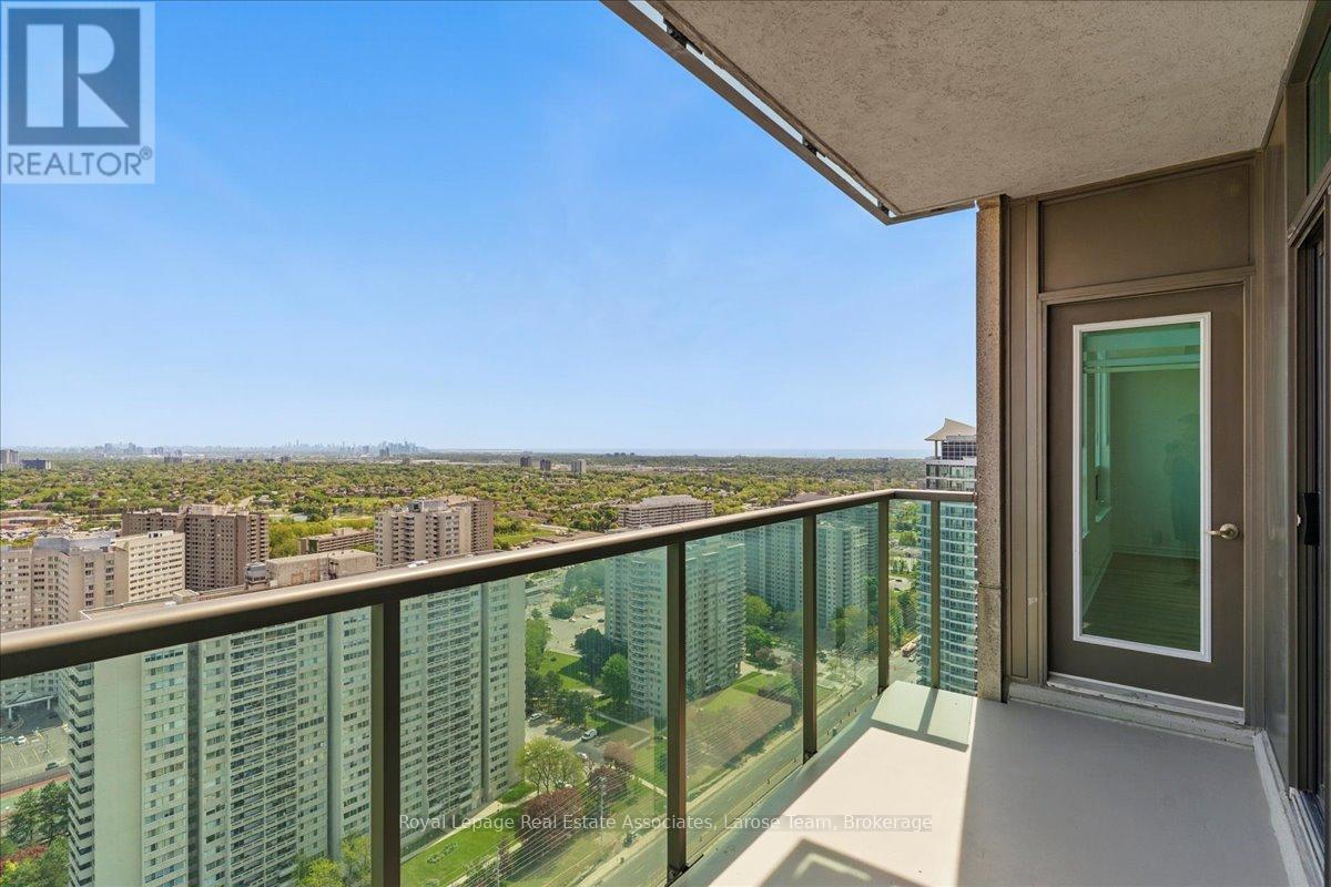 3701 - 208 Enfield Place, Mississauga, Ontario  L5B 0G8 - Photo 22 - W12910916