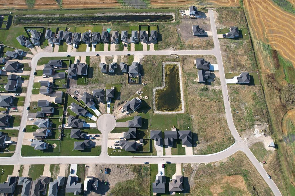 25 Falcon Drive, New Bothwell, Manitoba  R0A 1C0 - Photo 2 - 202605304