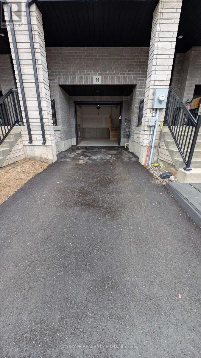 11 - 155 Equestrian Way, Cambridge, Ontario  N3E 0E8 - Photo 20 - X12909960