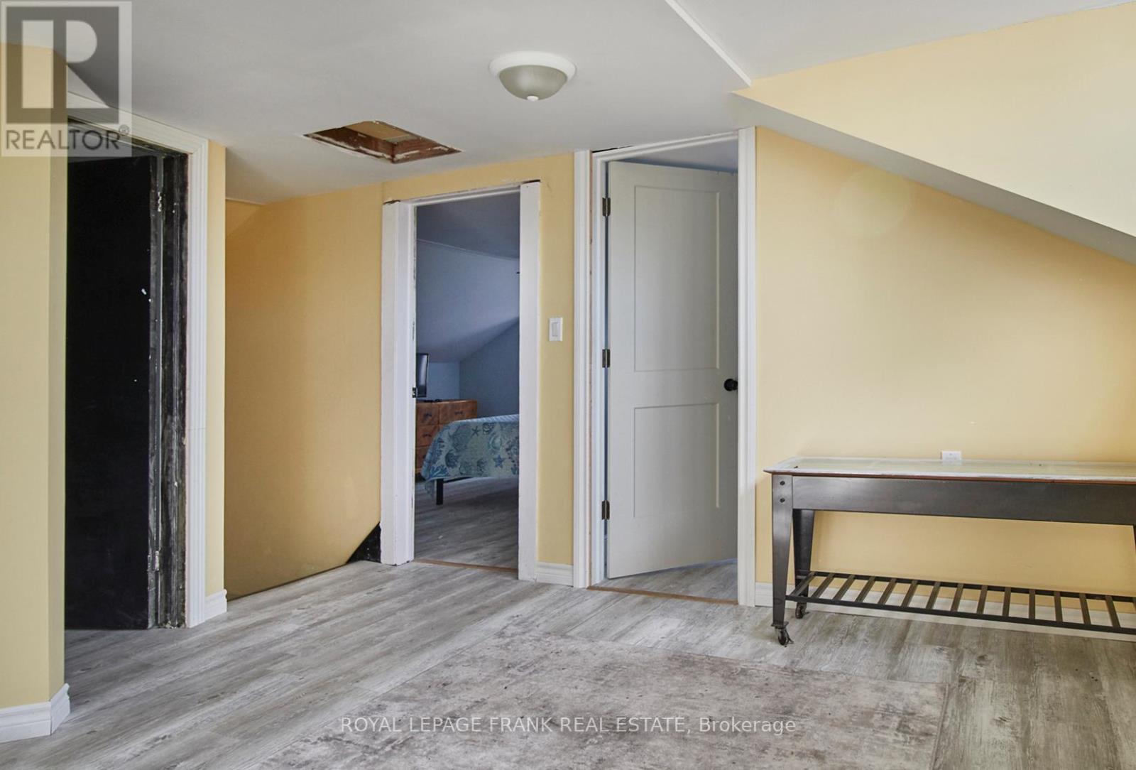 2009 Maple Grove Road, Clarington, Ontario  L1C 6M9 - Photo 11 - E12911102