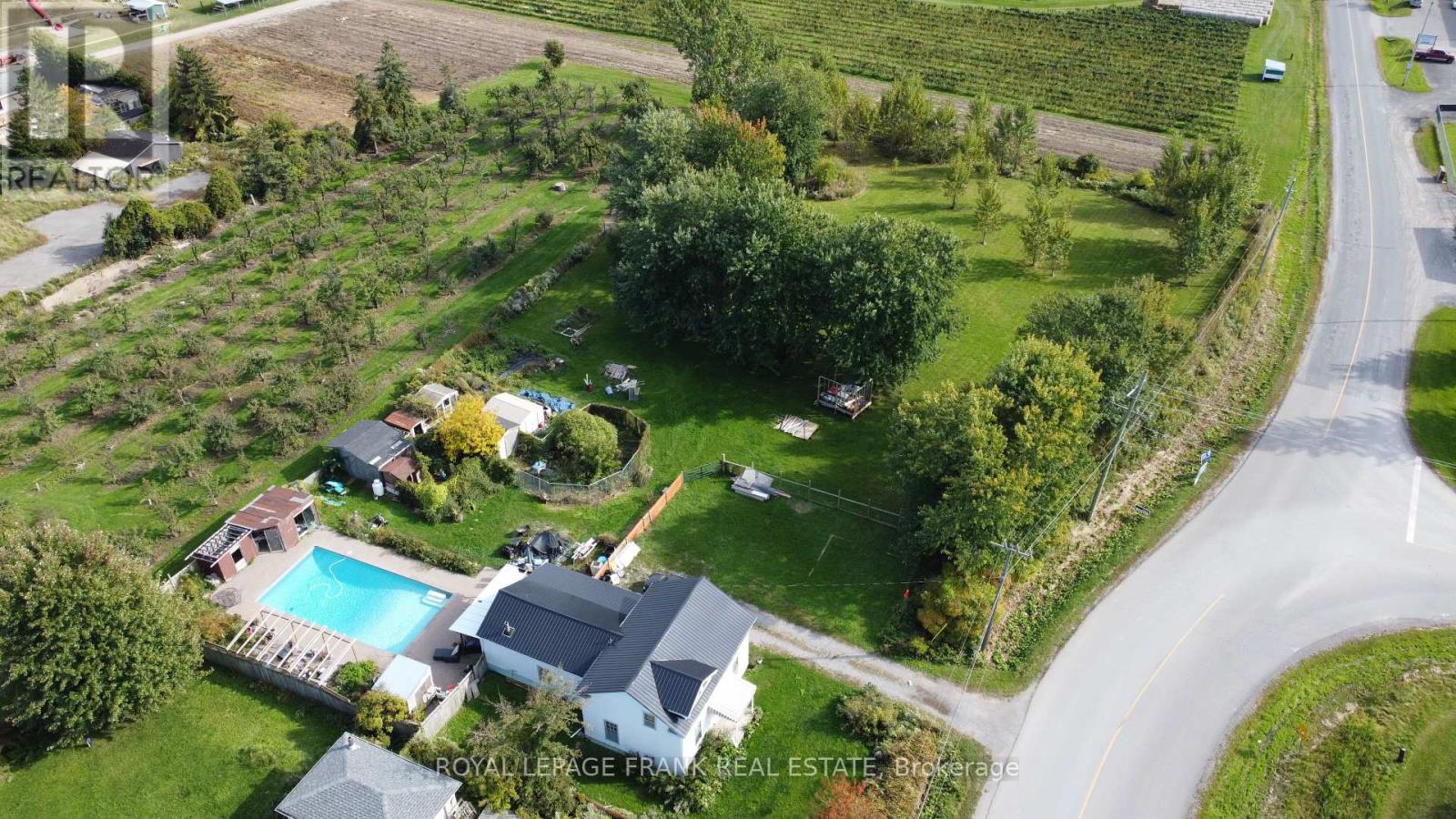 2009 Maple Grove Road, Clarington, Ontario  L1C 6M9 - Photo 3 - E12911102