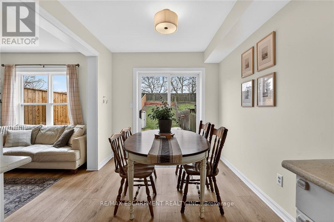 28 Swayze Court, West Lincoln (Smithville), Ontario  L0R 2A0 - Photo 16 - X12910882