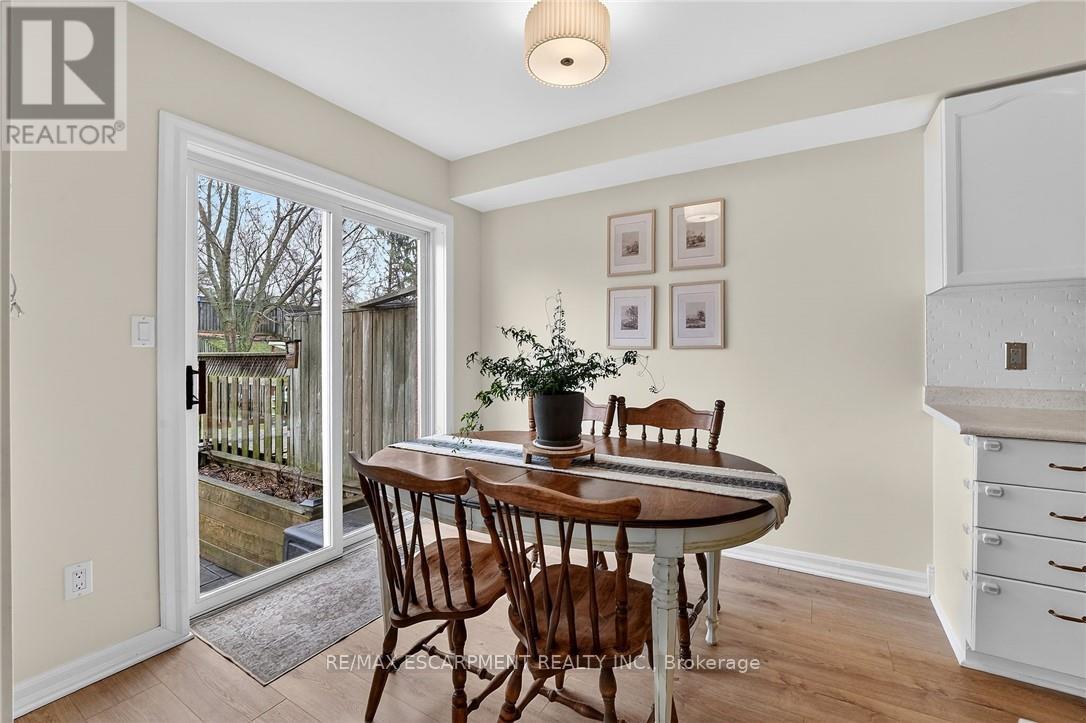 28 Swayze Court, West Lincoln (Smithville), Ontario  L0R 2A0 - Photo 17 - X12910882