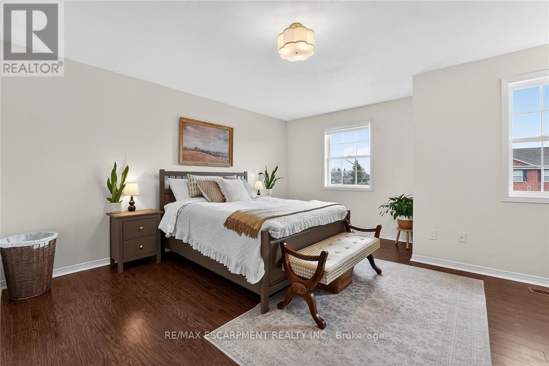 28 Swayze Court, West Lincoln (Smithville), Ontario  L0R 2A0 - Photo 19 - X12910882