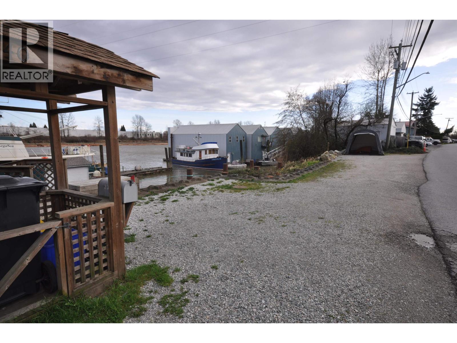 23240 Dyke Road, Richmond, British Columbia  V6V 1E2 - Photo 2 - C8077239