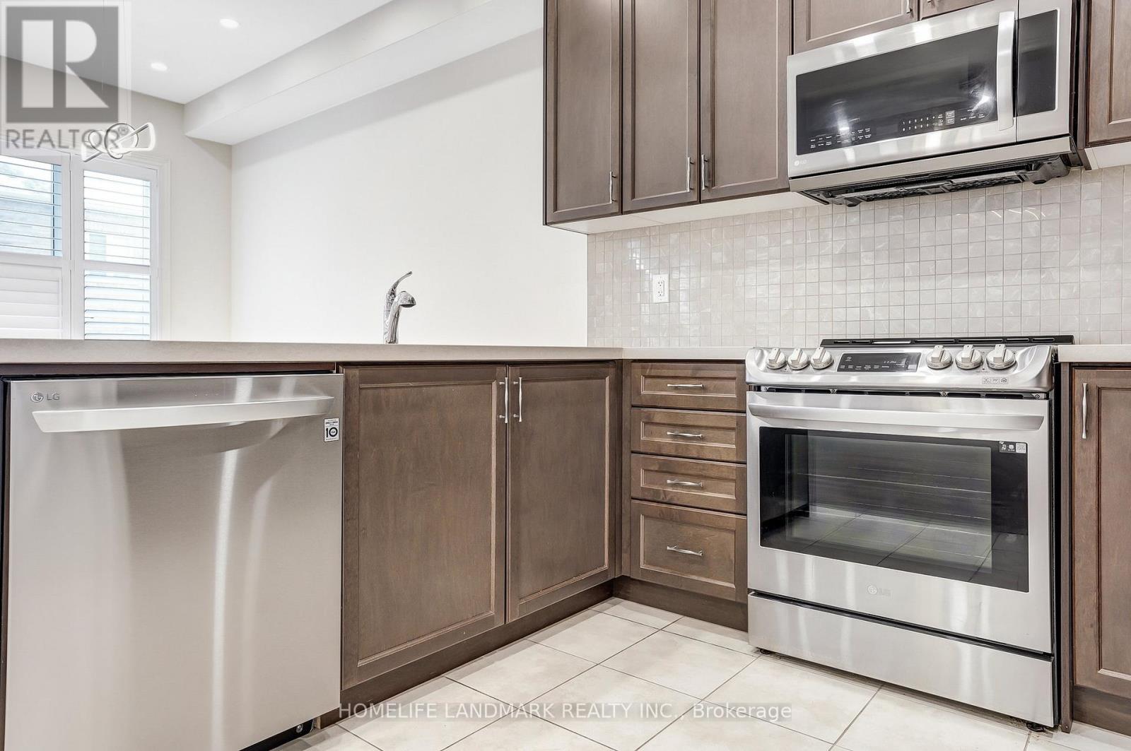 116 Skinner Road, Hamilton, Ontario  L8B 1Y3 - Photo 10 - X12910942