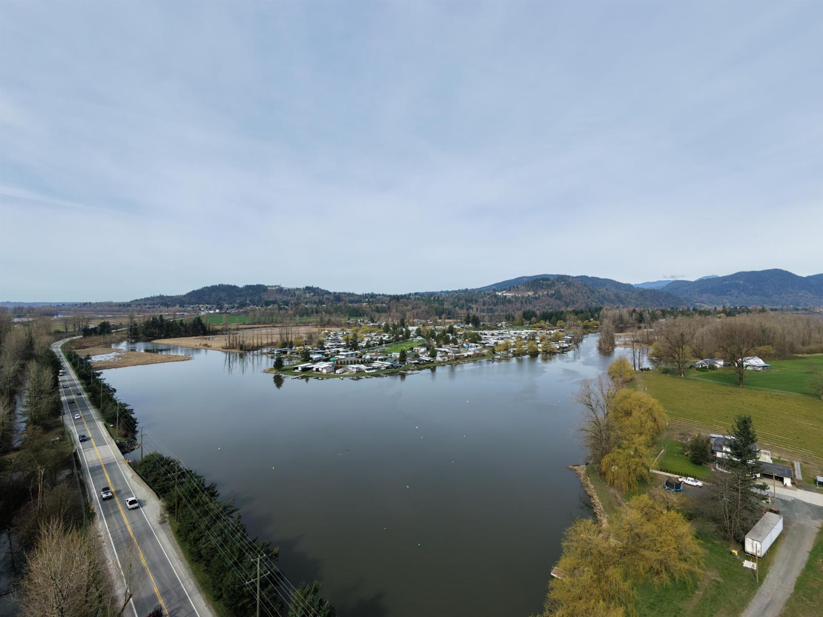 36143 Shore Road, Mission, British Columbia  V2V 4J1 - Photo 35 - R3097636