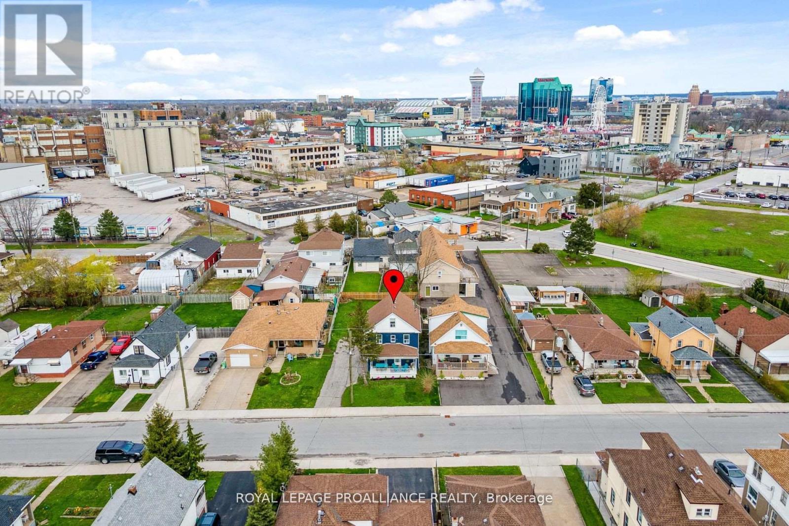 Upper - 5654 Desson Avenue, Niagara Falls, Ontario  L2G 3T2 - Photo 20 - X12911192