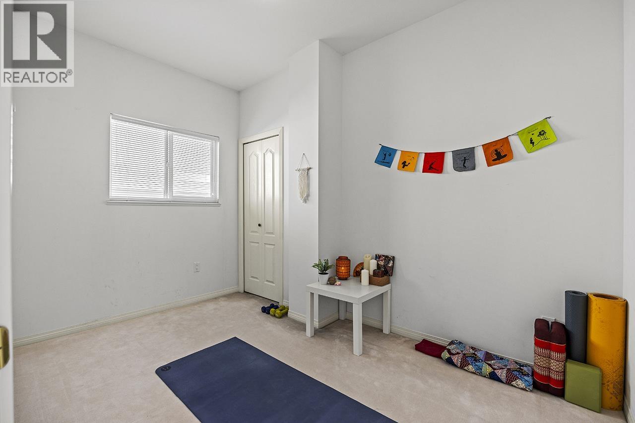 5799 St. Margarets Street, Vancouver, British Columbia  V5R 3H6 - Photo 9 - R3102368