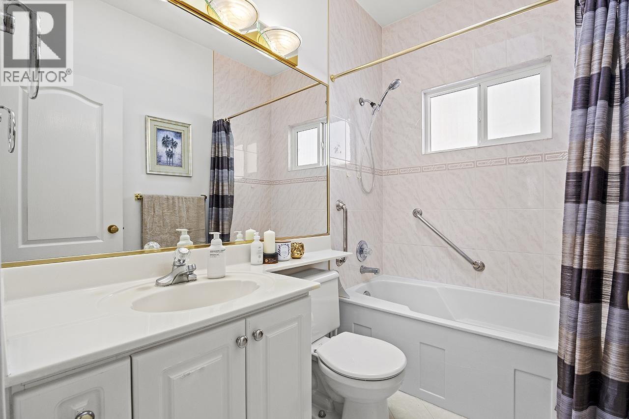 5799 St. Margarets Street, Vancouver, British Columbia  V5R 3H6 - Photo 11 - R3102368