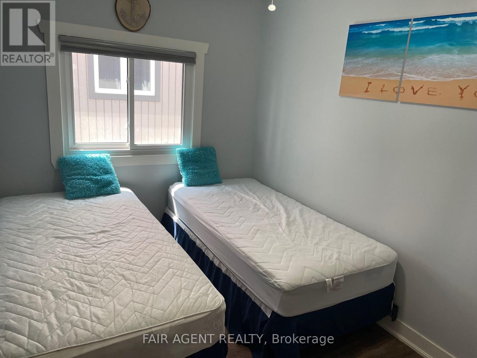 19 Ordnance Avenue, Norfolk, Ontario  N0E 1W0 - Photo 18 - X12911056